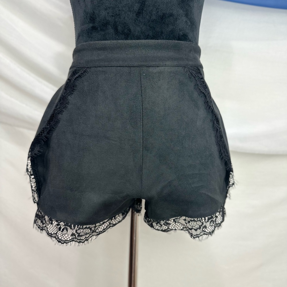 Small black shorts with detail